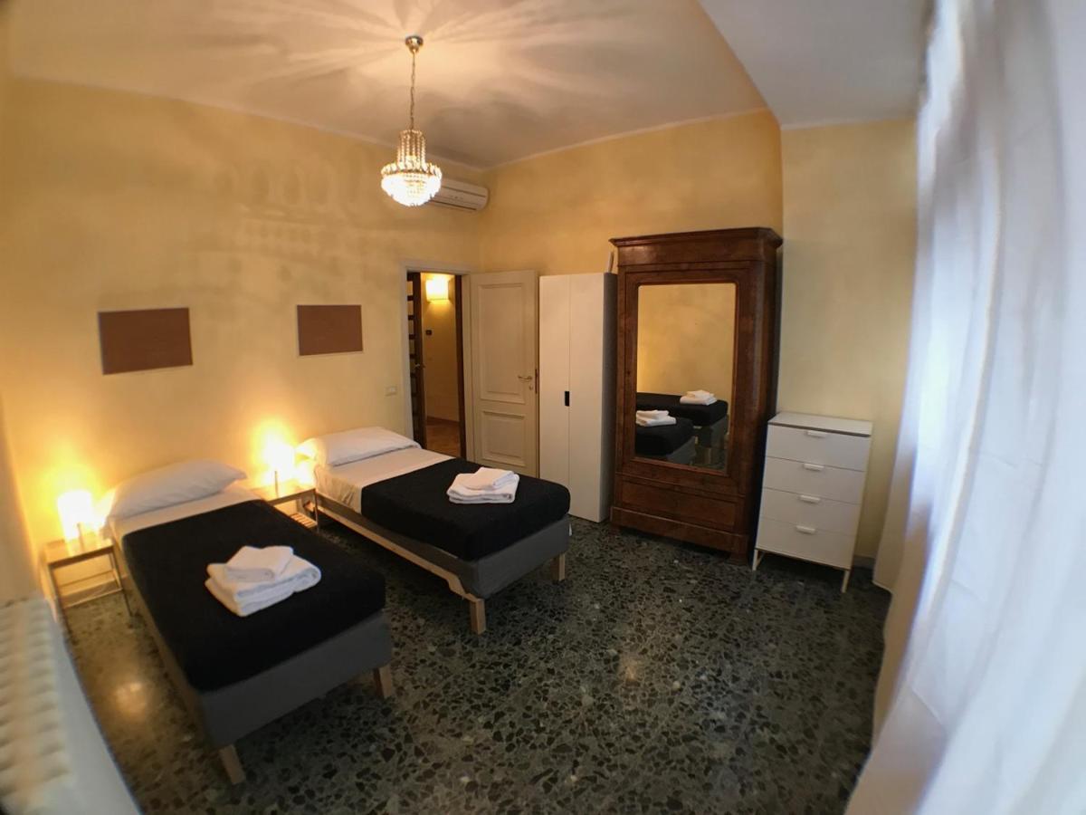 Ponte Vecchio 4 Bedrooms Флоренция Екстериор снимка