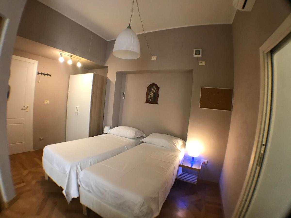 Ponte Vecchio 4 Bedrooms Флоренция Екстериор снимка