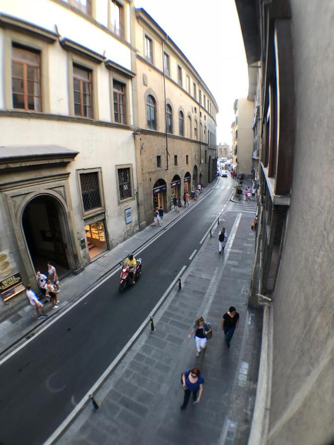 Ponte Vecchio 4 Bedrooms Флоренция Екстериор снимка